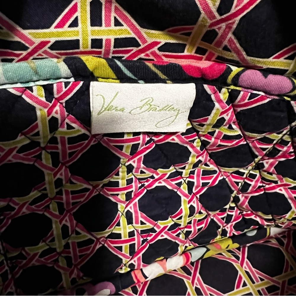 VERA BRADLEY Ribbons 2012 Mandy Tote
Pink Yellow Blue Floral Y2K Zipper Handles - Picture 14 of 15